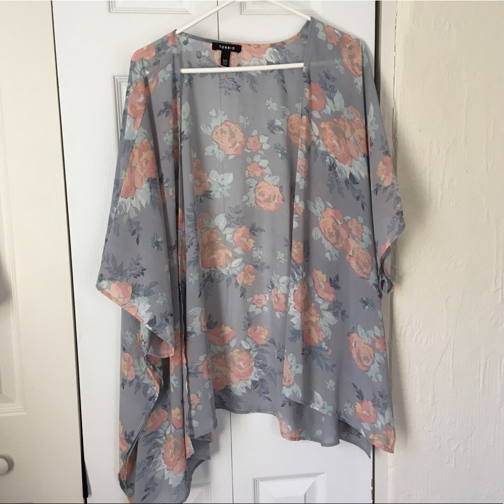 [Torrid] Floral Kimono